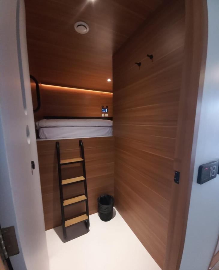 Nindya Biodistrict Hotel Бандунг Экстерьер фото